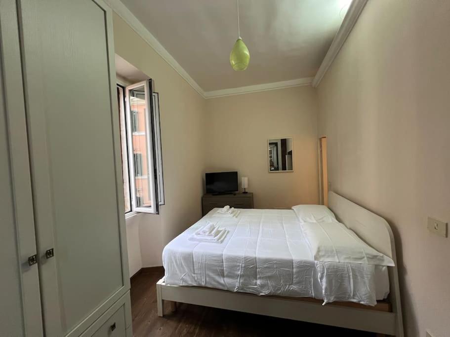 La Fornarina Apartment Rome Exterior photo